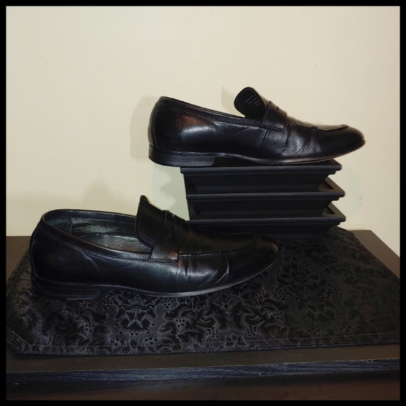 Warfield & Grand Other - Warfield & Grand Bowen Leather Loafer